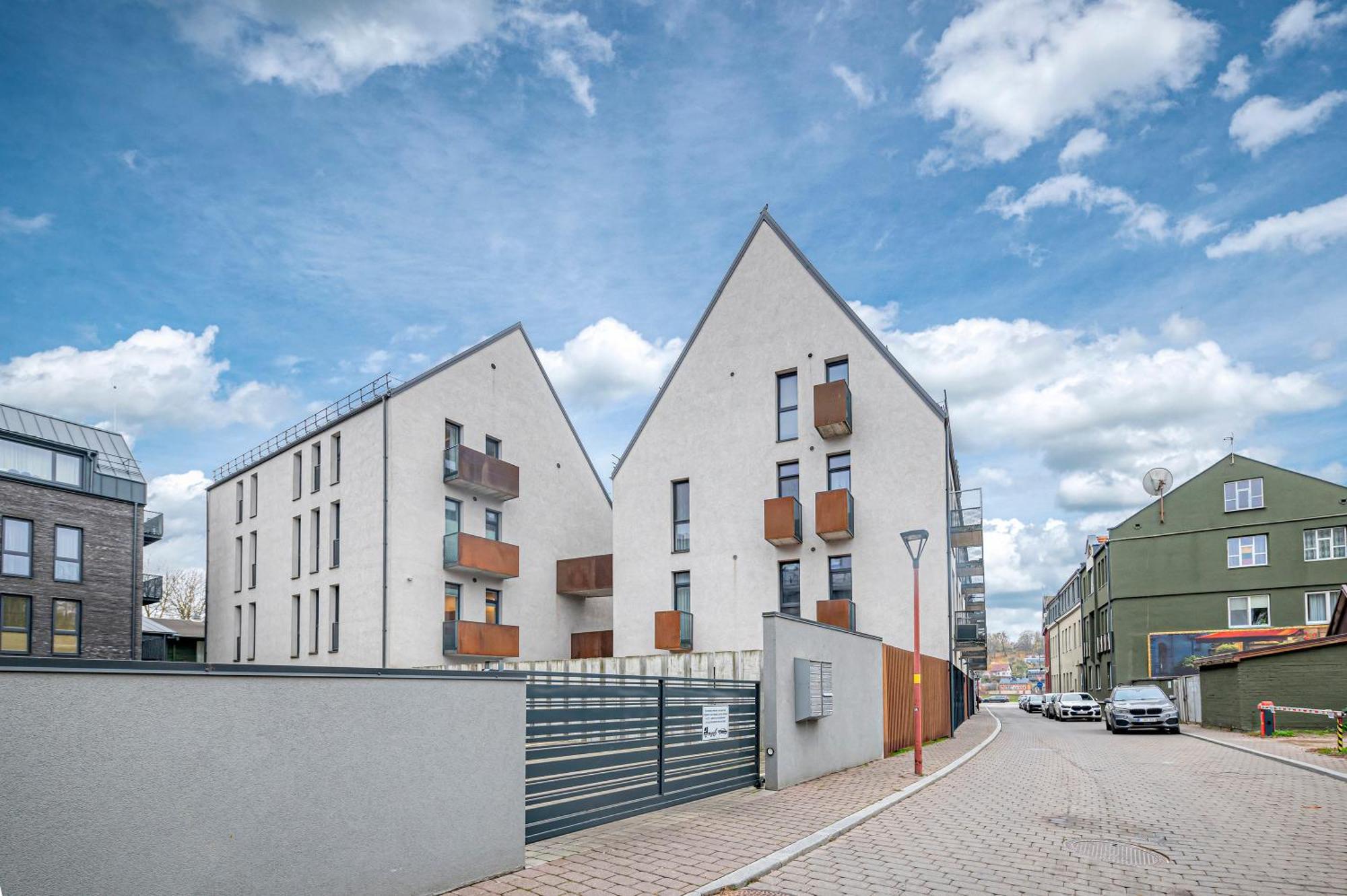 Brand New Studio In Old Town By Hostlovers Kaunas Ngoại thất bức ảnh