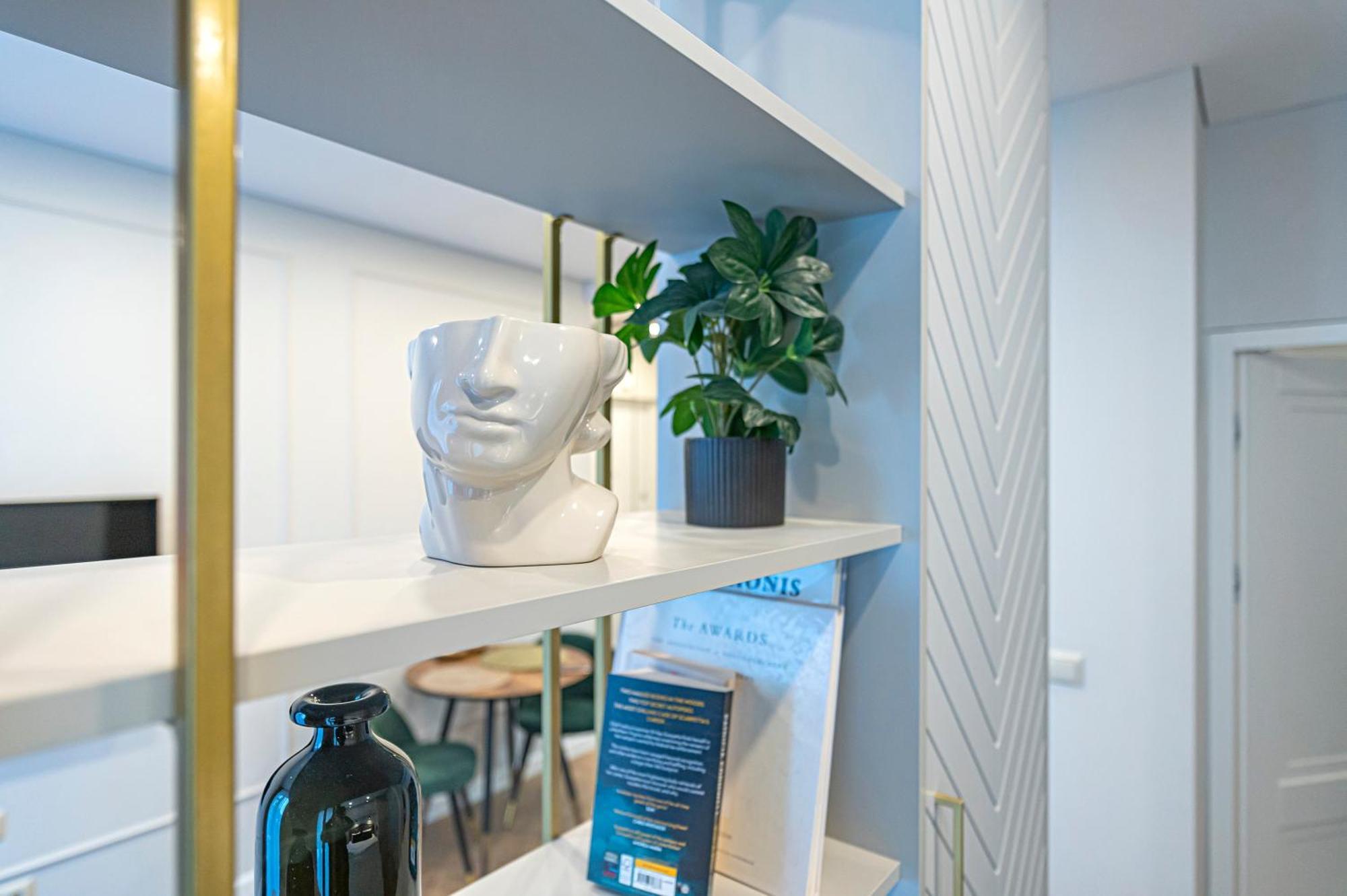 Brand New Studio In Old Town By Hostlovers Kaunas Ngoại thất bức ảnh